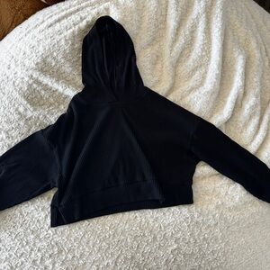 ALO Yoga Muse Black Sweater in Medium